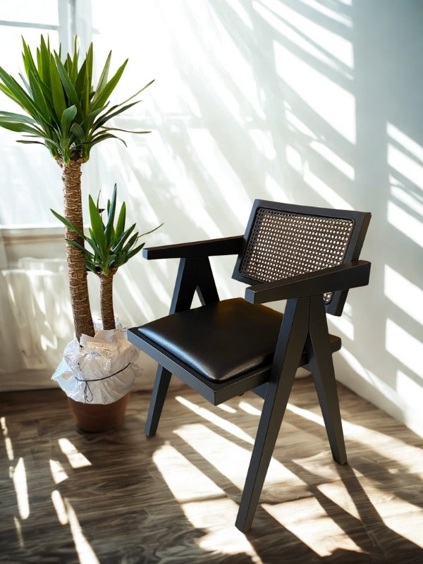 Luna Pergel Hazeranlı Model Hasırlı Ahşap Sandalye