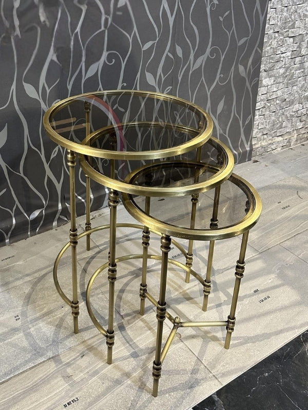 Torna Detaylı Pirinç Eskitme 3'lü Zigon Sehpa Bronz Cam