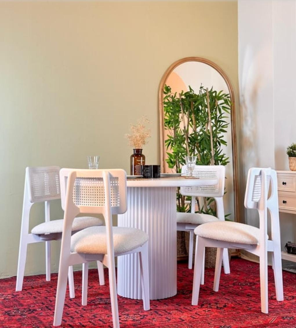 Estela Yuvarlak Ahşap Bohem Masa 100x100