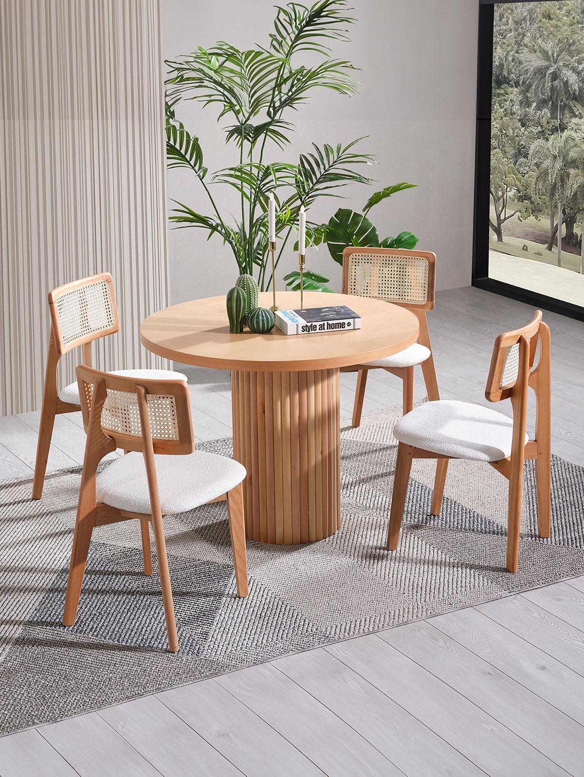 Estela Yuvarlak Ahşap Bohem Masa 100x100