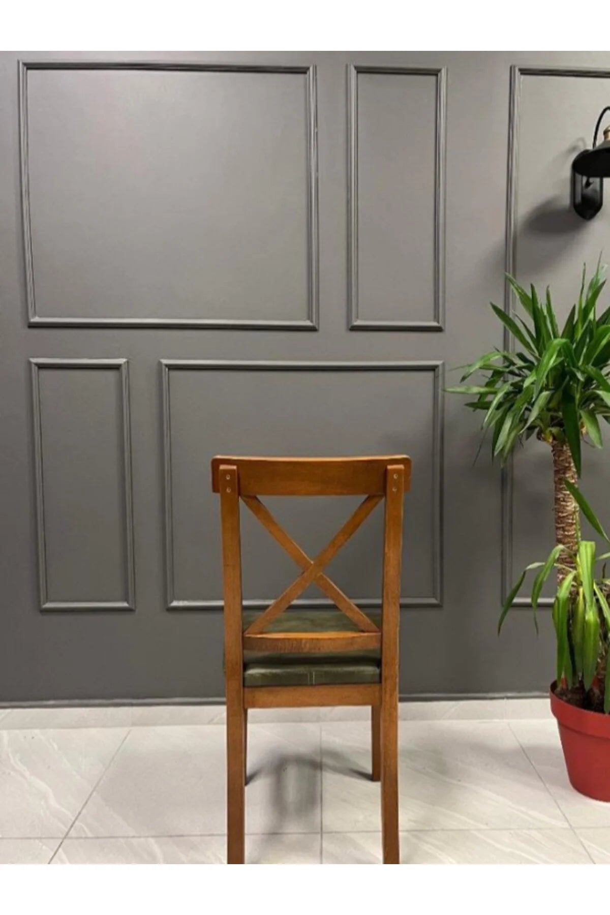 Estela Çapraz Sırtlı Döşemeli Alaçatı Sandalye