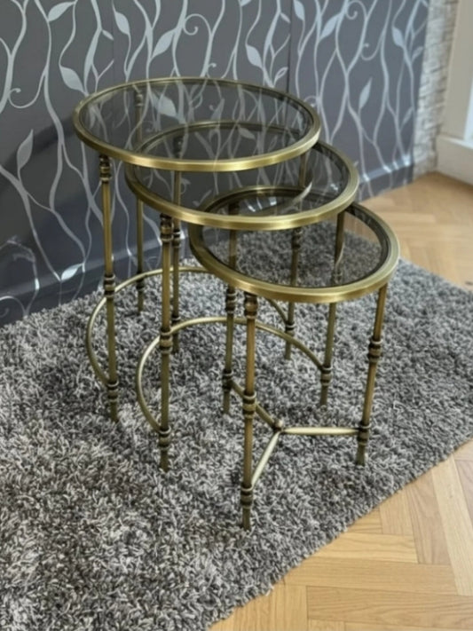 Torna Detaylı Pirinç Eskitme 3'lü Zigon Sehpa Bronz Cam