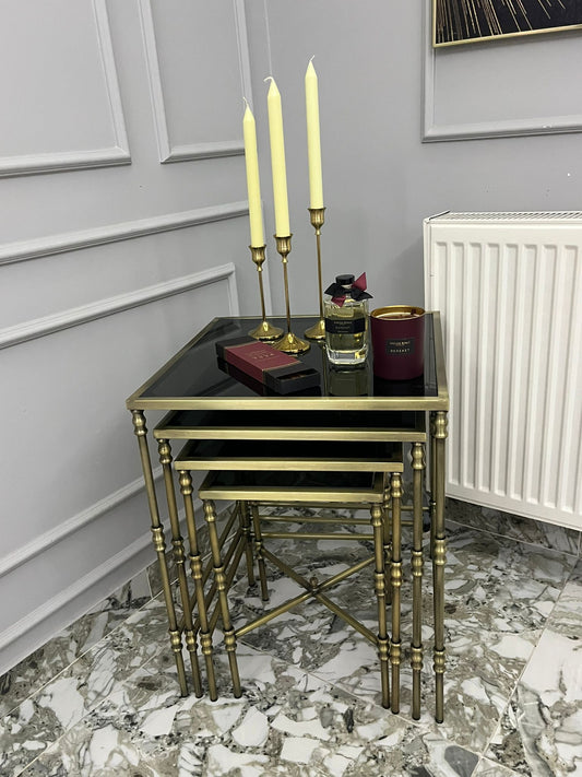 Torna Detaylı Pirinç Eskitme 4'lü Zigon Sehpa/Füme Cam